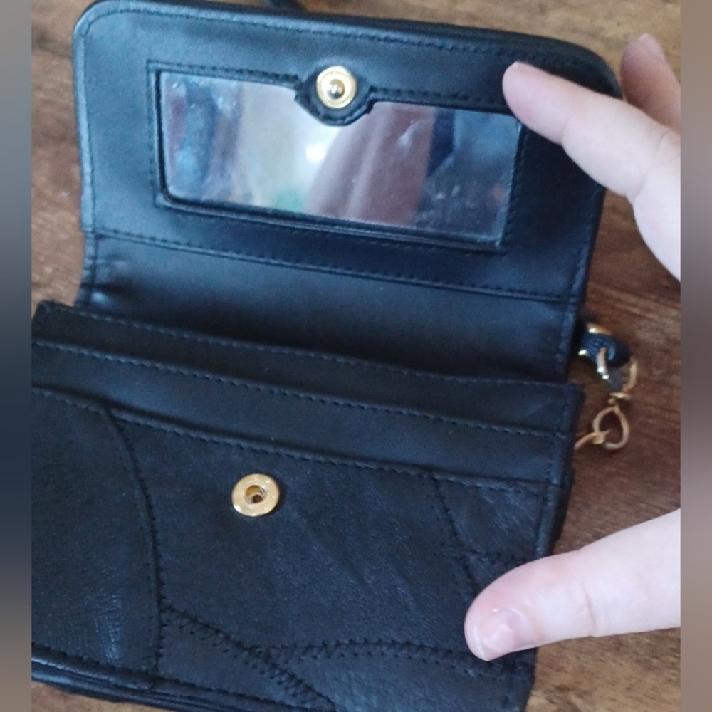 Black Vegan leather wallet small crossbody bag w/ mirror - Picture 2 of 7